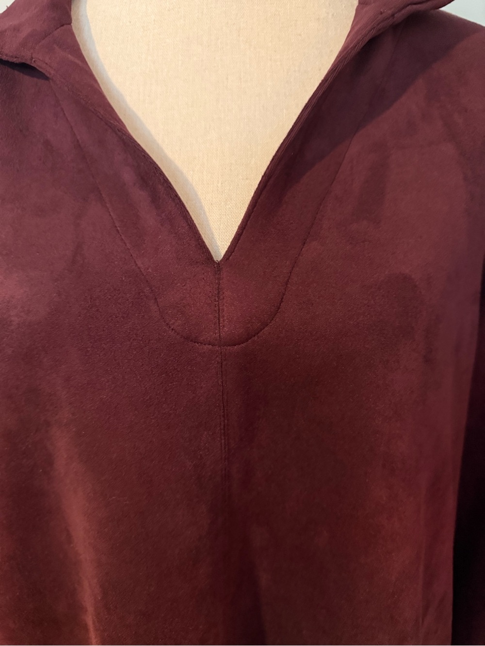 Tuckernuck Burgundy V-Neck Collared Tunic - Picture 2 of 5